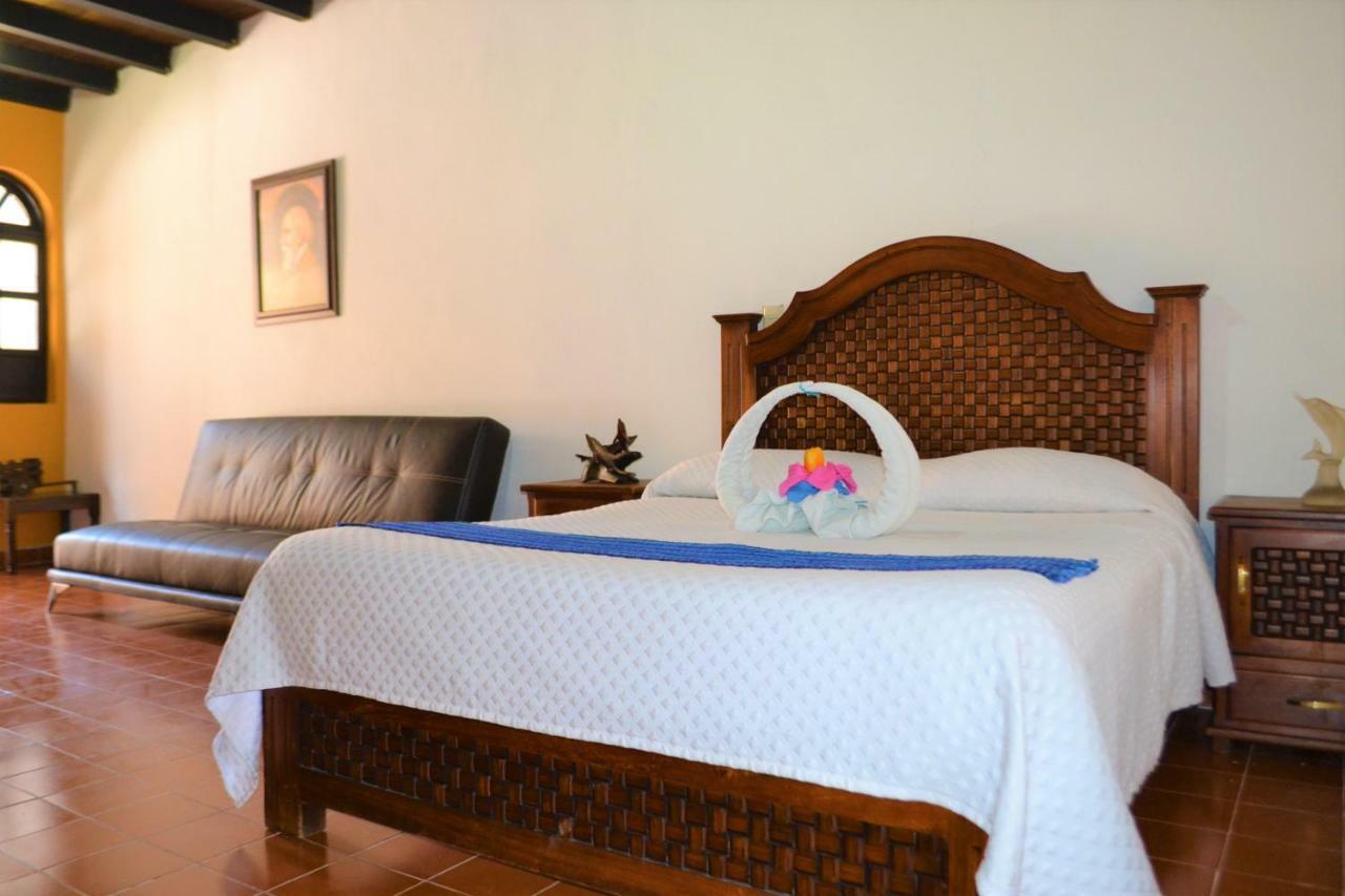 Hotel Delfín Comitán Esterno foto