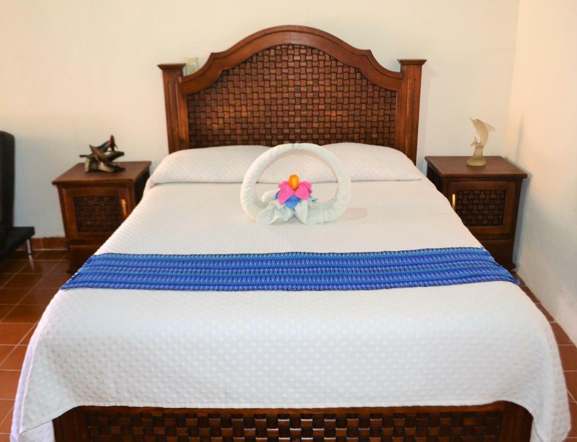 Hotel Delfín Comitán Esterno foto